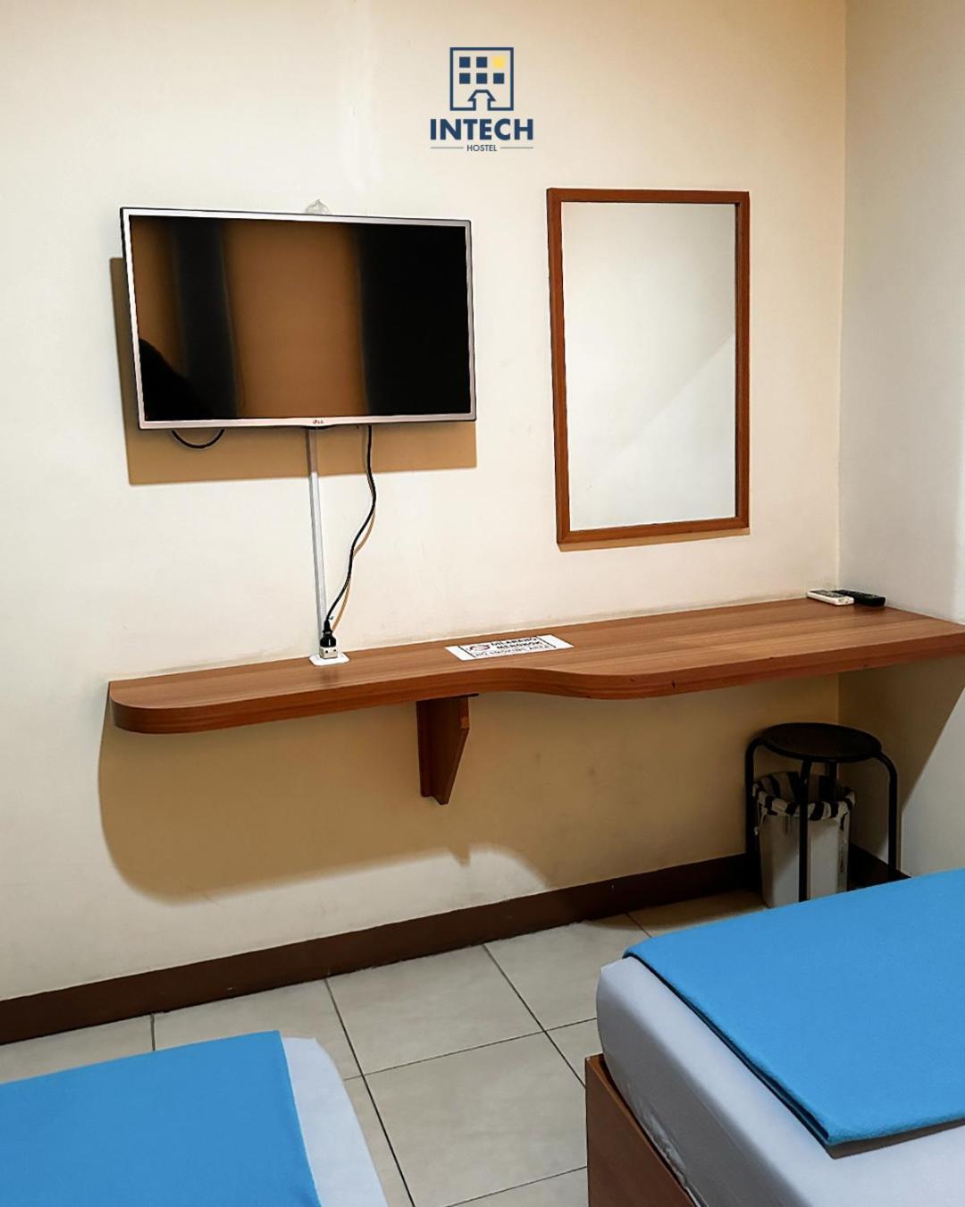 Intech Hostel Bandung Esterno foto