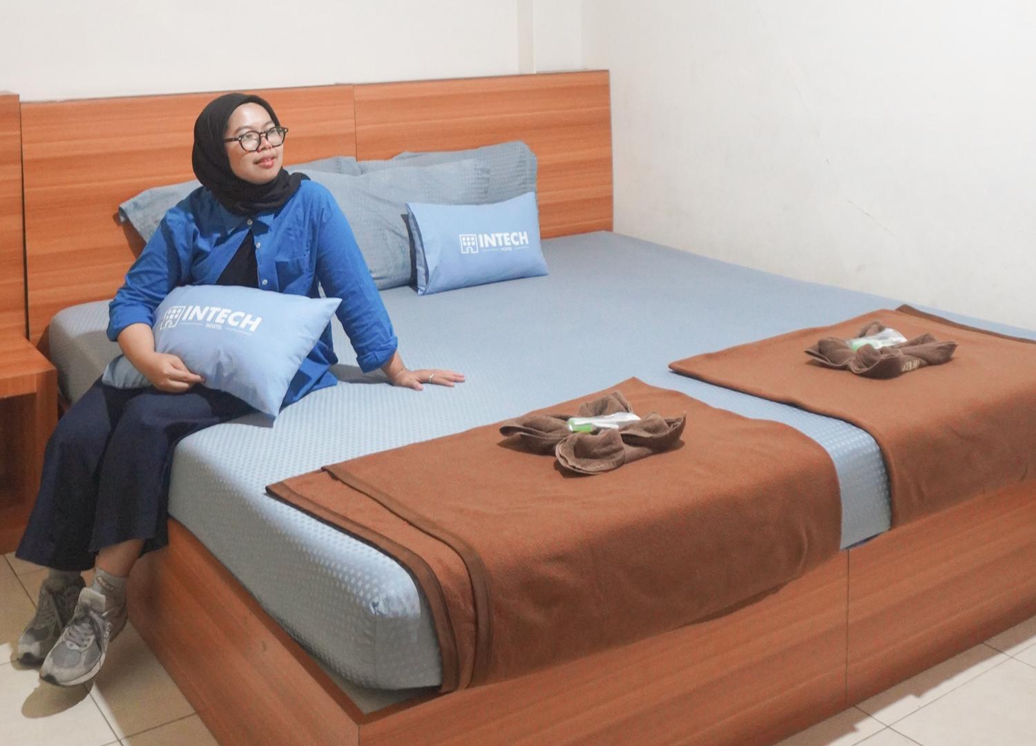 Intech Hostel Bandung Esterno foto